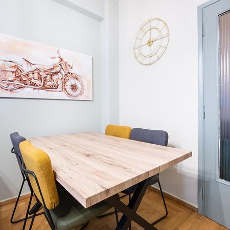 Vintage House Near Downtown Apartment Atena Exterior foto